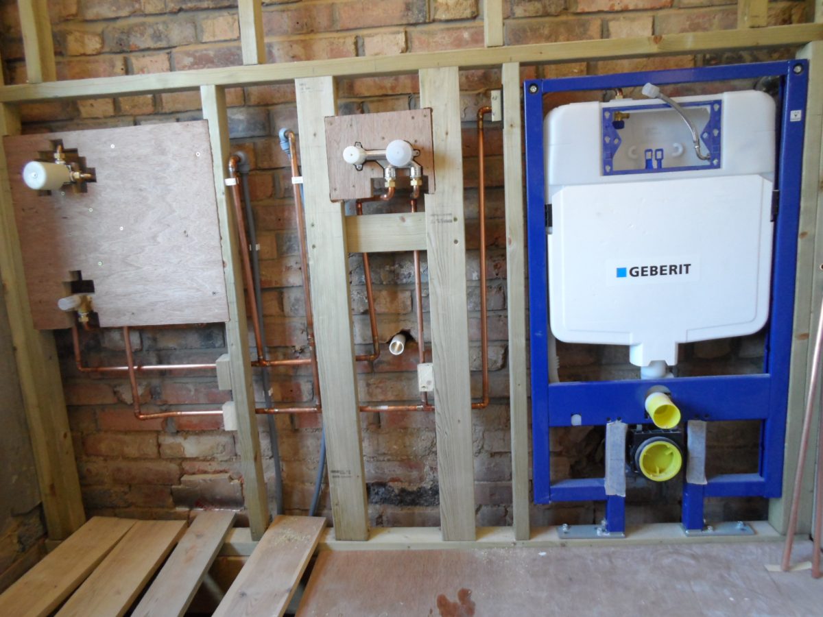 bathroom-pipework