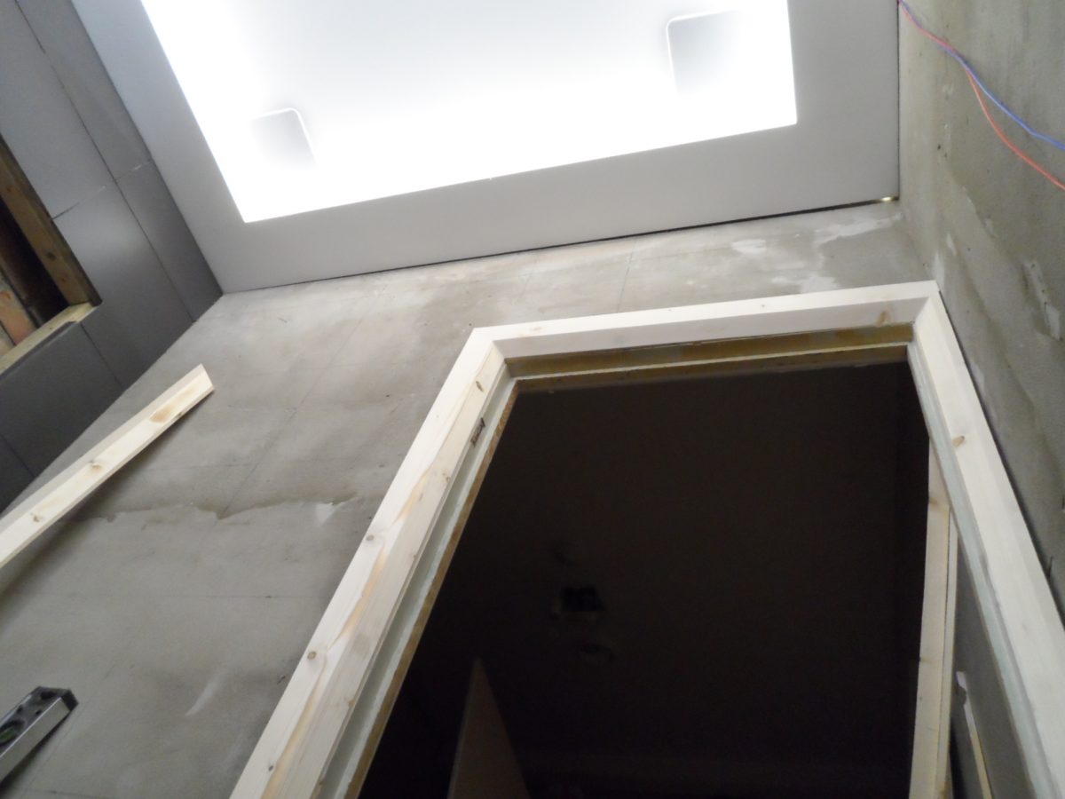bathroom-door-architrave-1